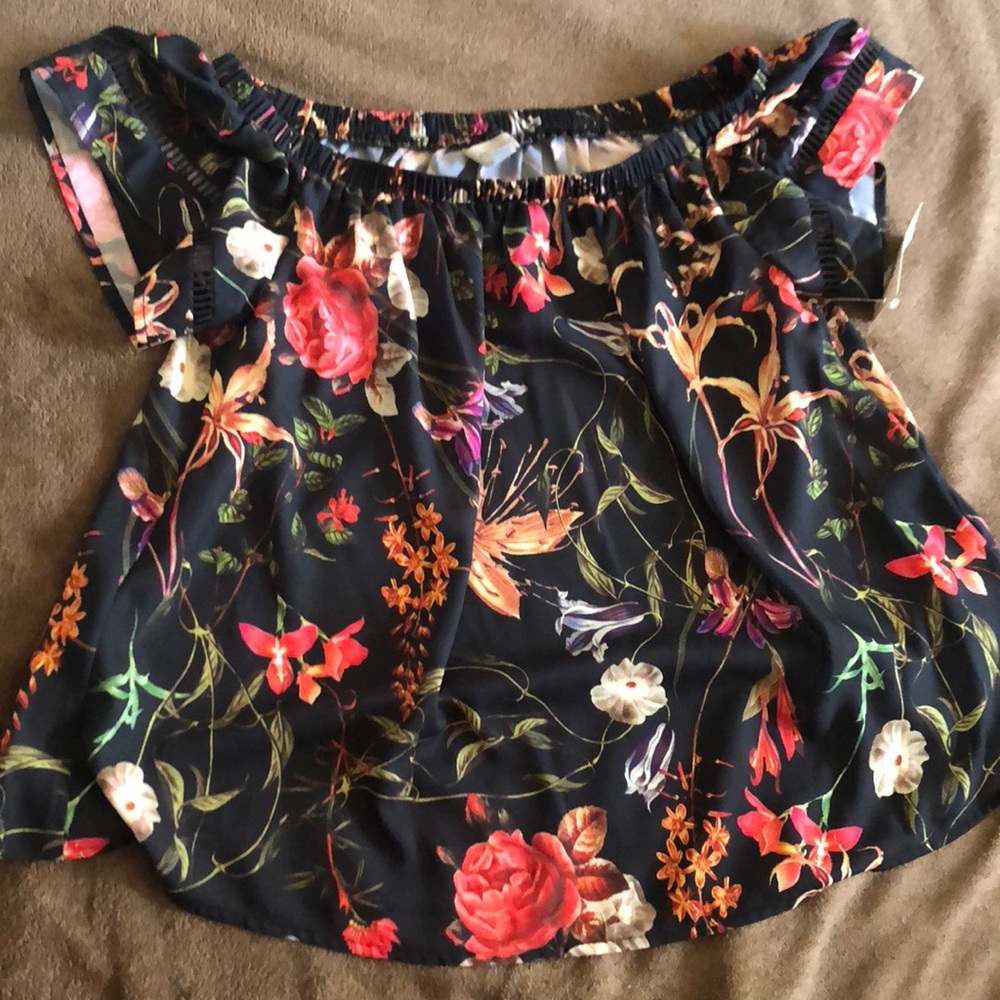 Belle sky off the shoulder top